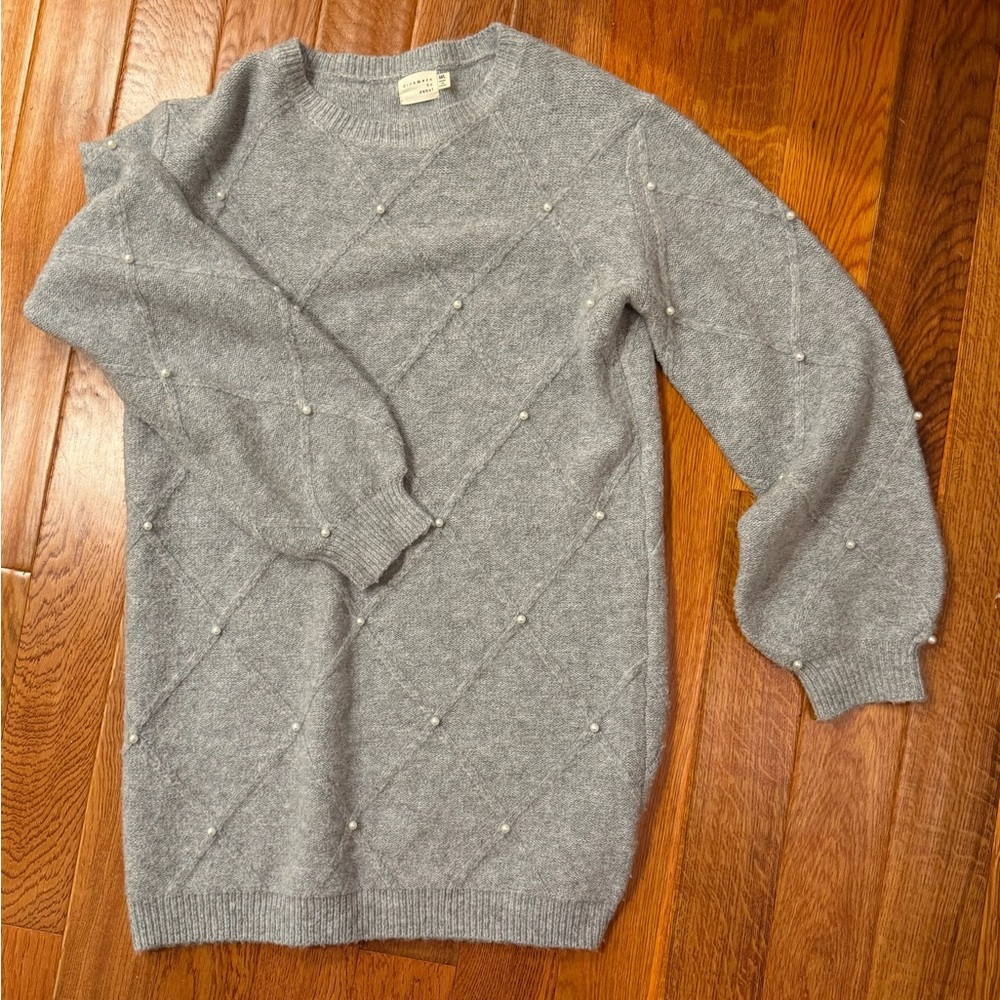 Dreamers Pearl Sweater